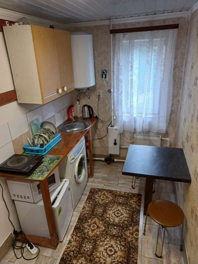 Комната 15 м² в 2-к., 1/2 эт.