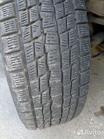 Goodyear UltraGrip SUV 215/65 R16 31K