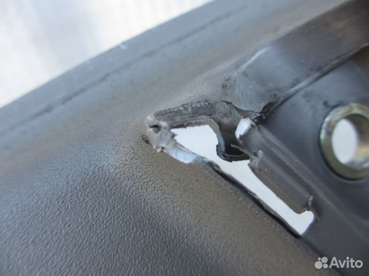 Накладка стойки DAF 1691040