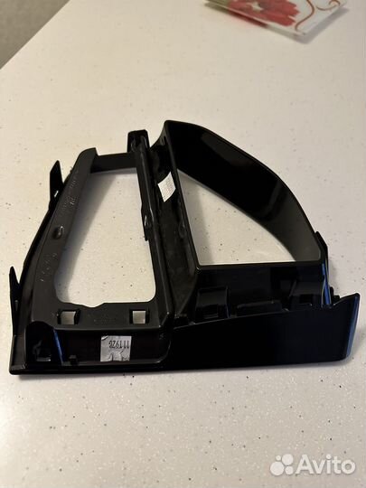 Накладка впускного сопла BMW Х5 G05