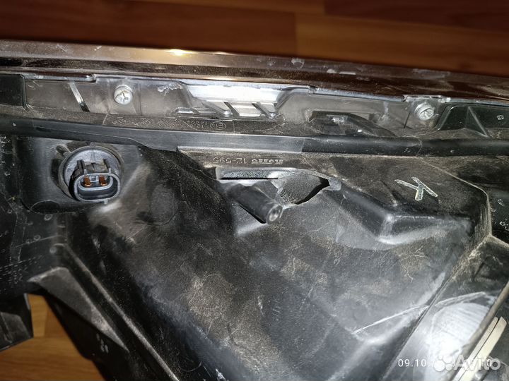 Фара правая Тойота Королла Филдер