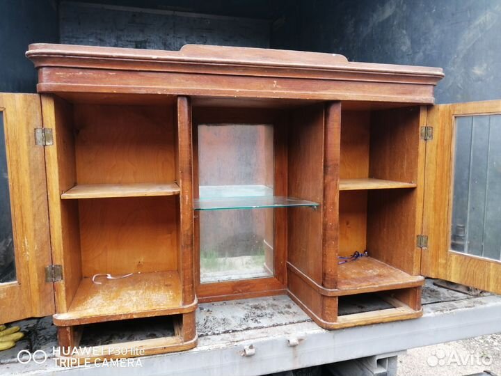 Старинный буфет