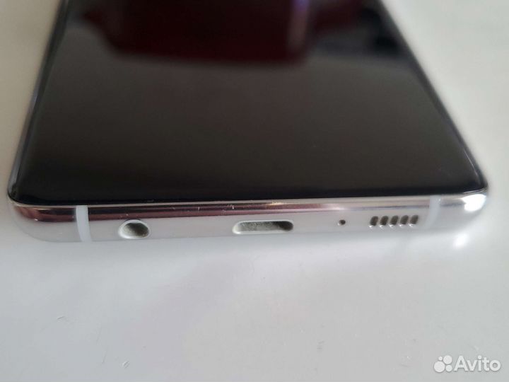 Samsung galaxy s10 plus дисплей