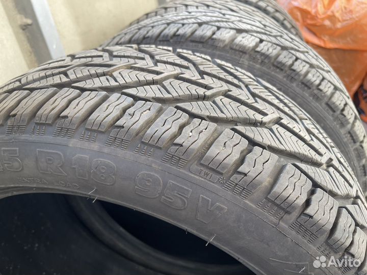 Tigar Winter 225/45 R18 и 245/40 R18