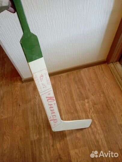 Клюшка хоккейная