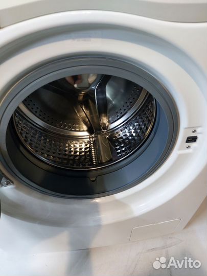 Стиральная машина Samsung WF6MF1R0W0W