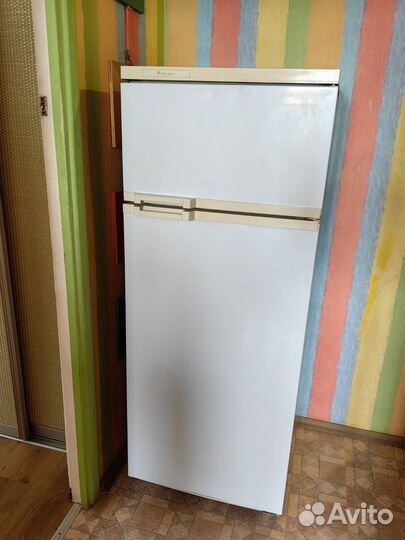 Холодильник на запчасти