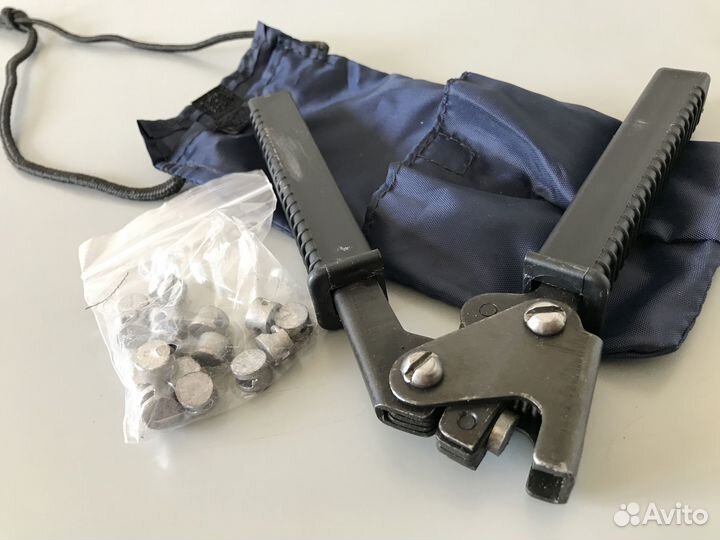 Пломбиратор для свинцовых пломб