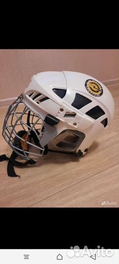 Хоккейный шлем размер м