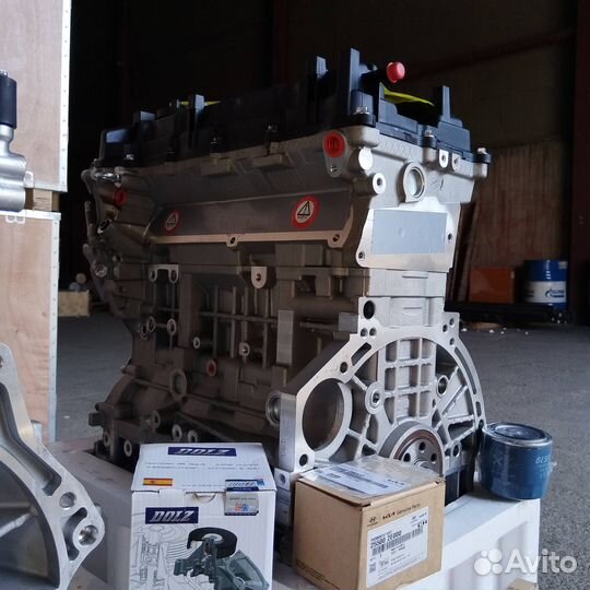 Двигатель на Kia Sorento Hyundai Santa Fe 2.4 G4KE