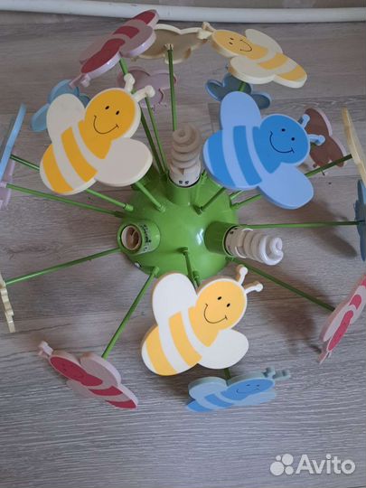 Люстра в детскую комнату