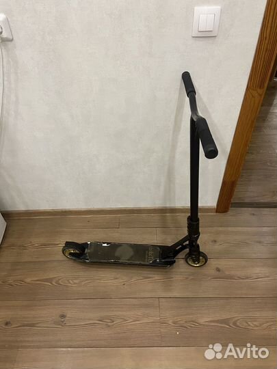 Трюковой самокат BiBiTu