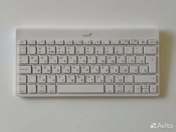 Беспроводная блютус клавиатура Genius LuxePad9000