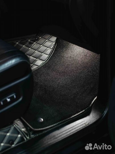 3Д коврики из экокожи Toyota Land Cruiser 200