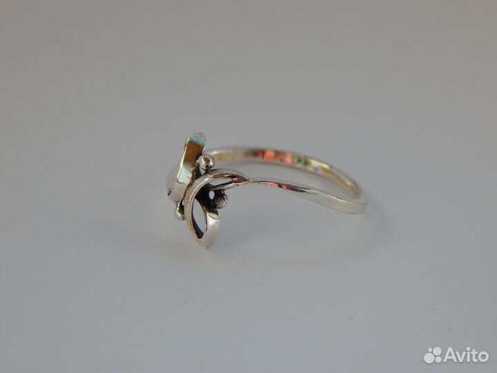 Серебряное кольцо