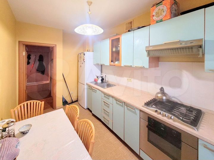 3-к. квартира, 64 м², 8/9 эт.