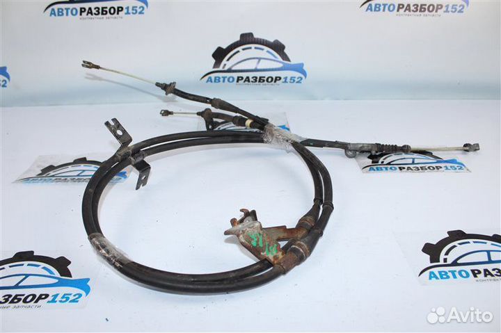 Трос ручника левый Nissan Teana J31 VQ23DE