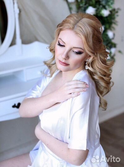 Макияж и локоны (образ)