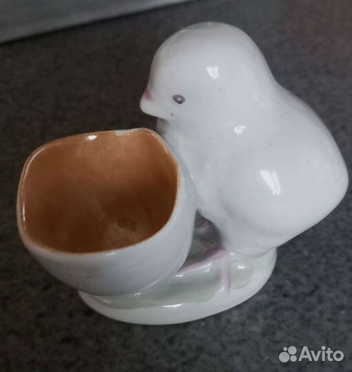 Статуэтка фарфор Девочка с корабликом