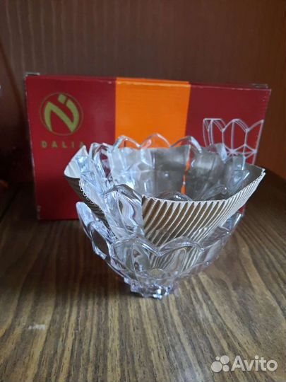 Набор вазочек новый