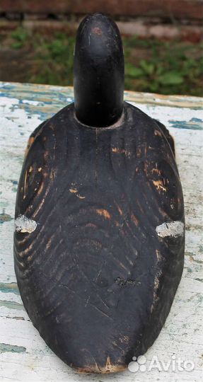 Утка деревянная