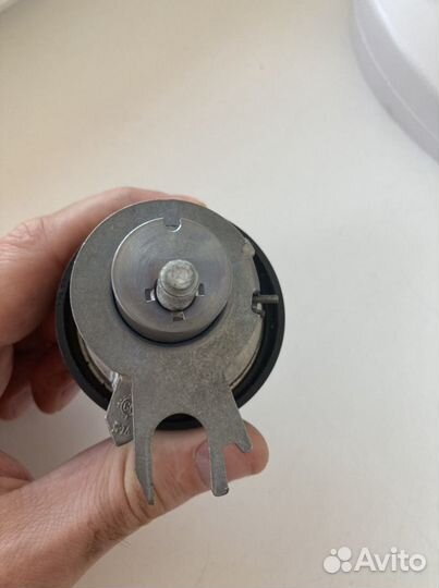 Ролик натяжной audi seat skoda