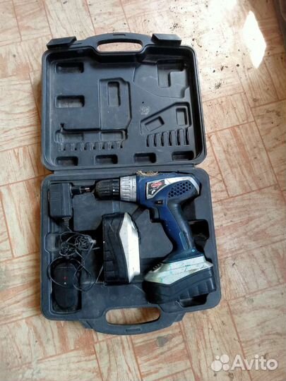 Аккумуляторная дрель шуруповерт