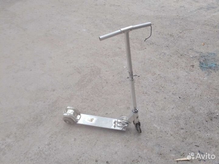 Трюковой самокат Scooter