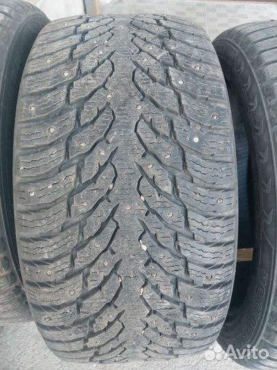 Nokian Tyres Hakkapeliitta 9 SUV 295/40 R21