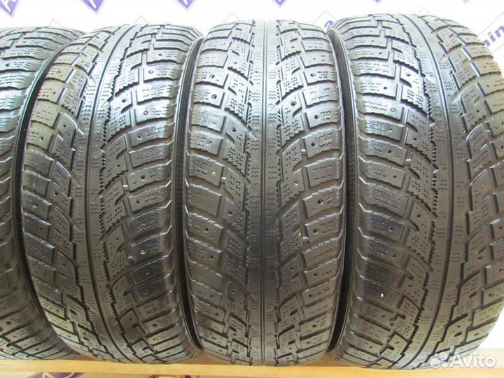 Kumho I'Zen RV Stud KC16 225/65 R17 96R