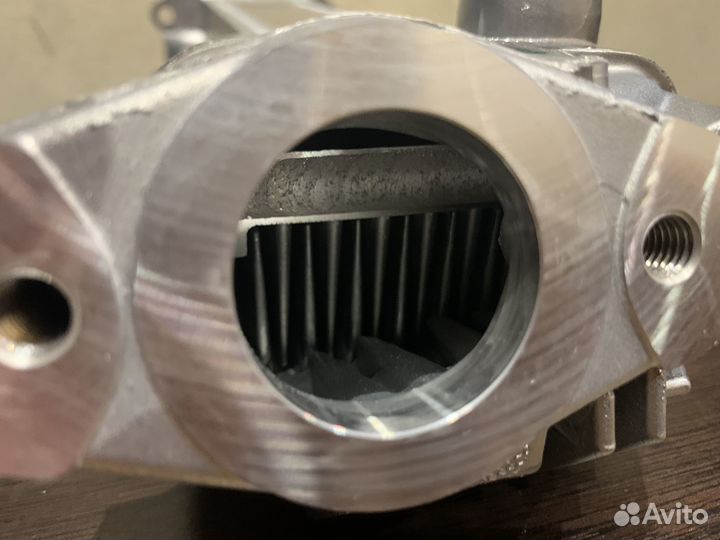 Радиатор системы рецирк клапана EGR Volvo 30757778