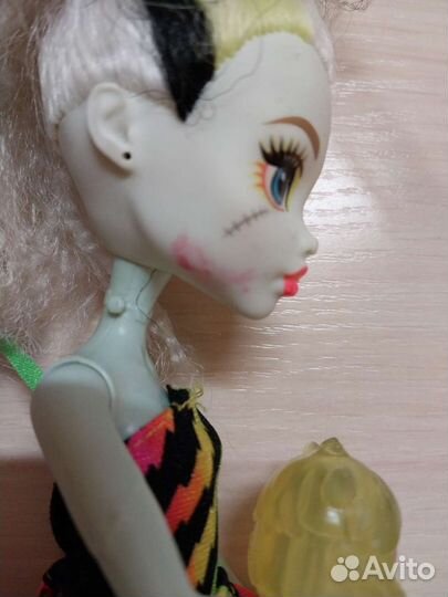 Кукла Монстер Хай интерактивная