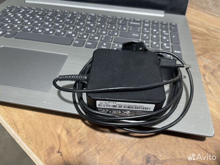 Ноутбук Lenovo