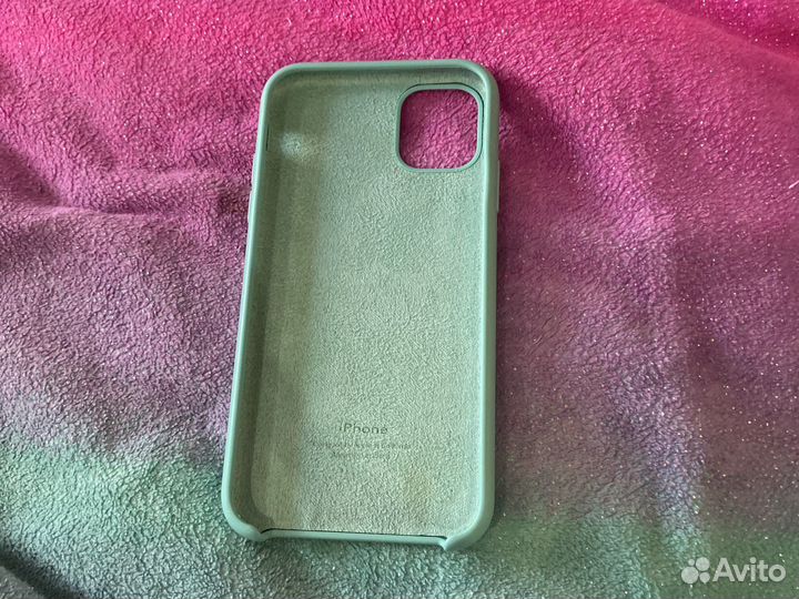 Чехол на iPhone 11