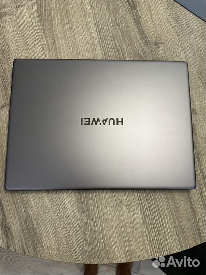Huawei matebook 14