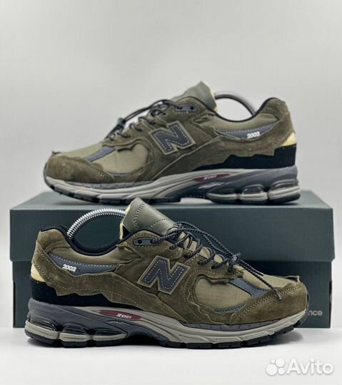 Кроссовки мужские New Balance 2002R