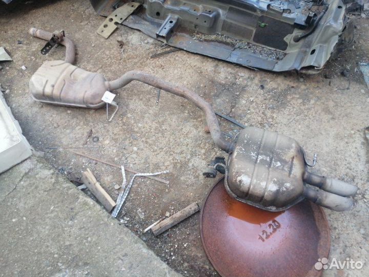 Глушитель задний Volkswagen Passat B7 CDA 2012