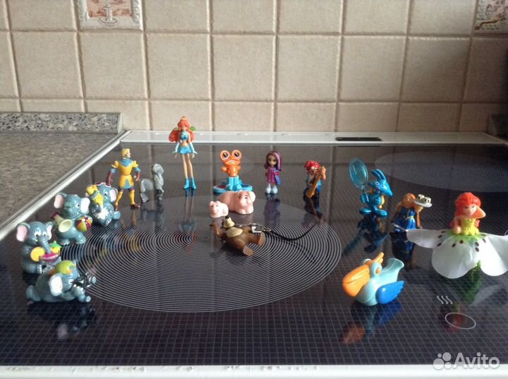 Игрушки из киндера