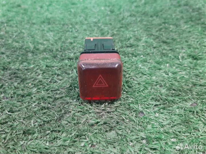 Кнопка аварийной сигнализации Citroen C3 Picasso