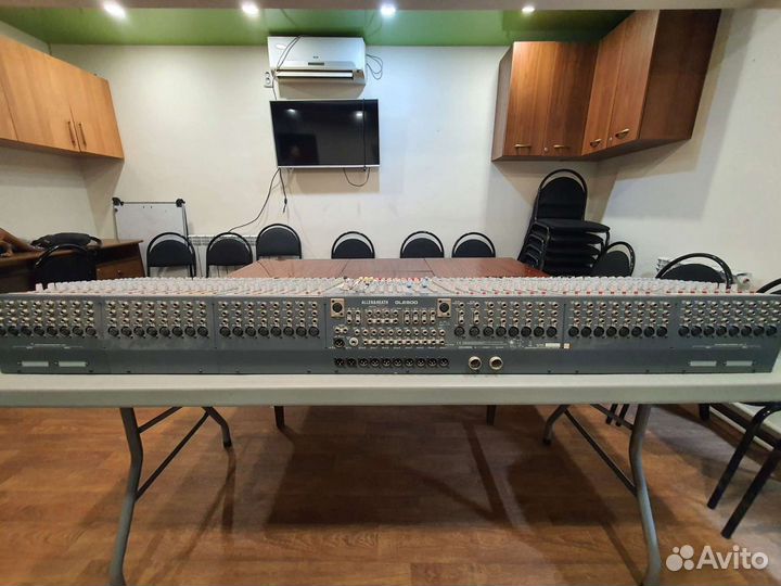 Allen & Heath gl2800-48