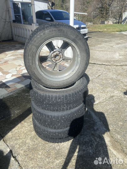 R18 Nokian Tyres Hakkapeliitta 7 SUV 235/60, PCD 5x108 DIA 38