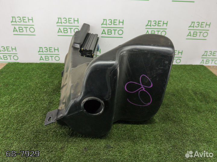 Сабвуфер Audi A6 C5 седан