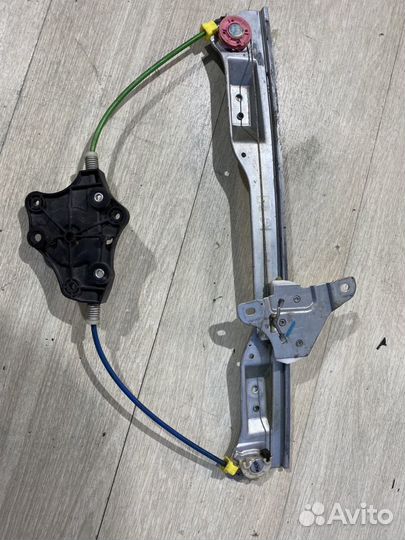 Стеклоподъемник передний левый Opel Corsa