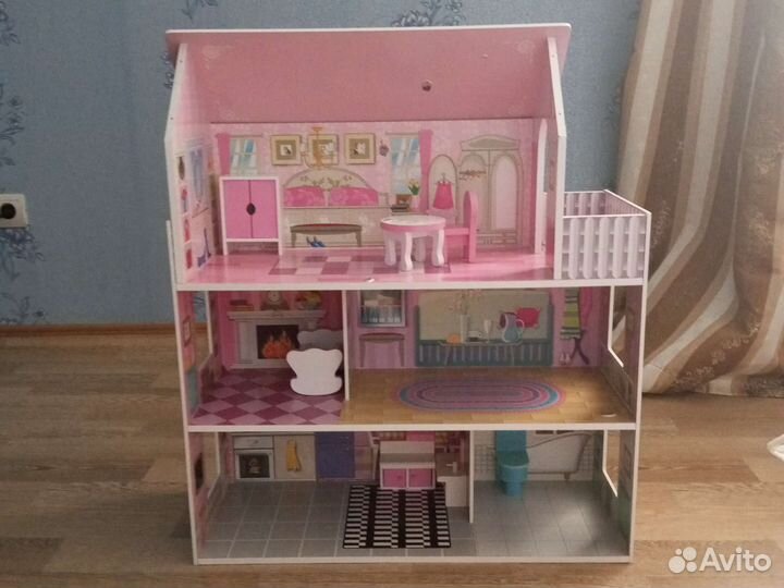 Домик кукольный