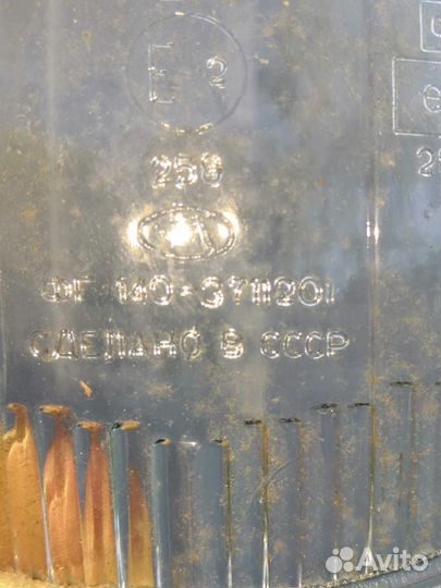 Стекло на фару