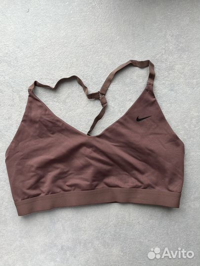 Спортивный топ nike l