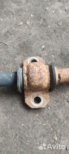 Передний стабилизатор Ford Fiesta MK6