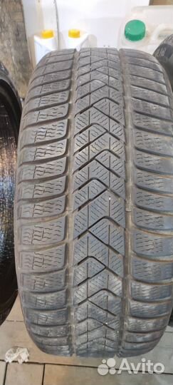 Pirelli Winter Sottozero 3 235/45 R18