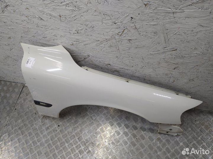 Крыло переднее правое Volvo S60 2002