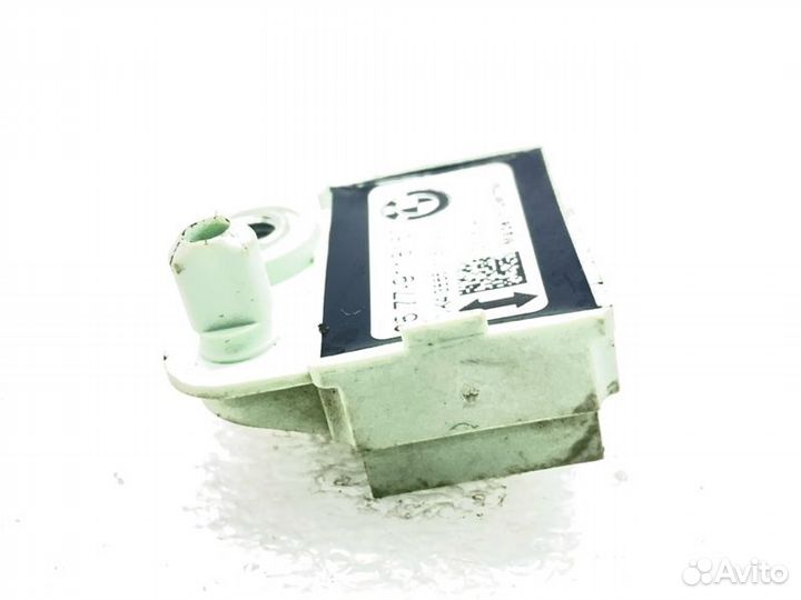 Датчик удара передний левый Bmw 5-Series E60